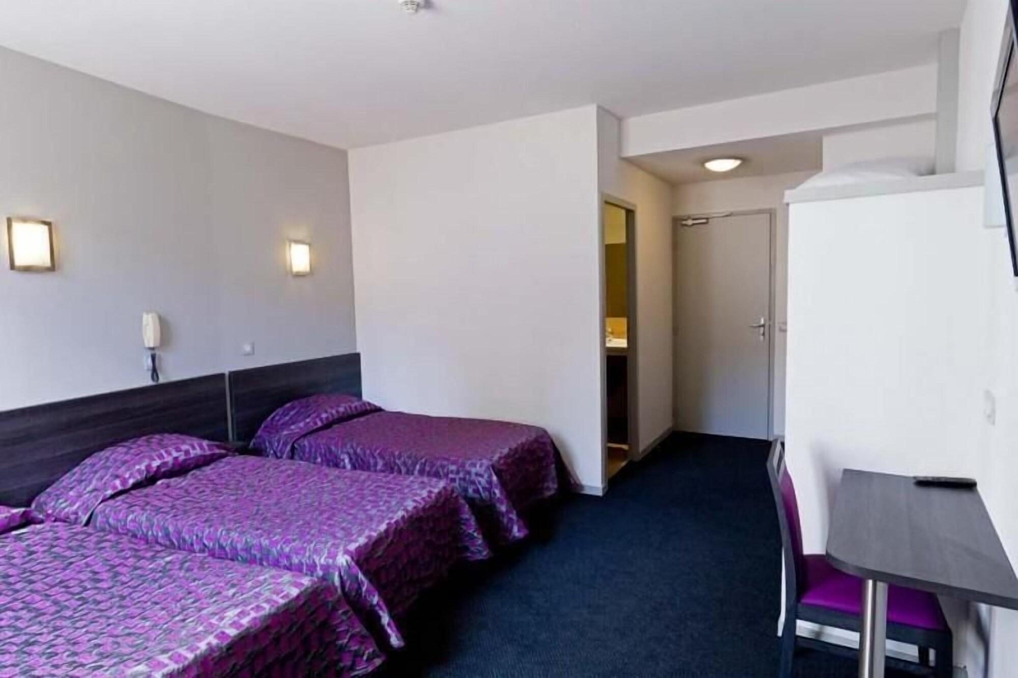 Hotel Saint Etienne Lourdes Esterno foto