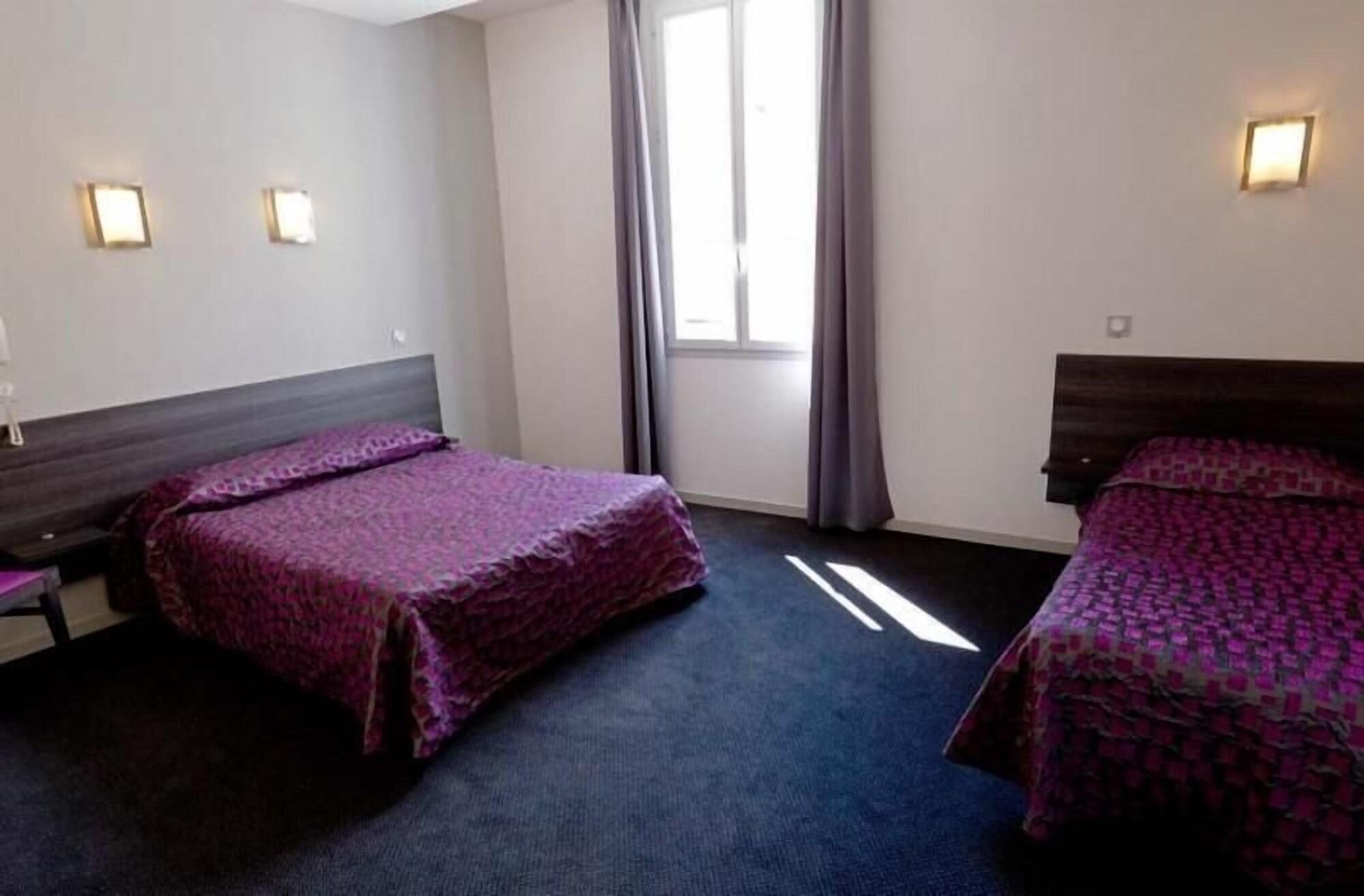 Hotel Saint Etienne Lourdes Esterno foto