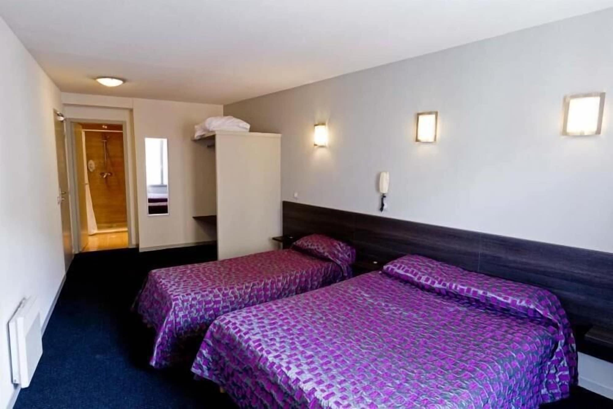 Hotel Saint Etienne Lourdes Camera foto