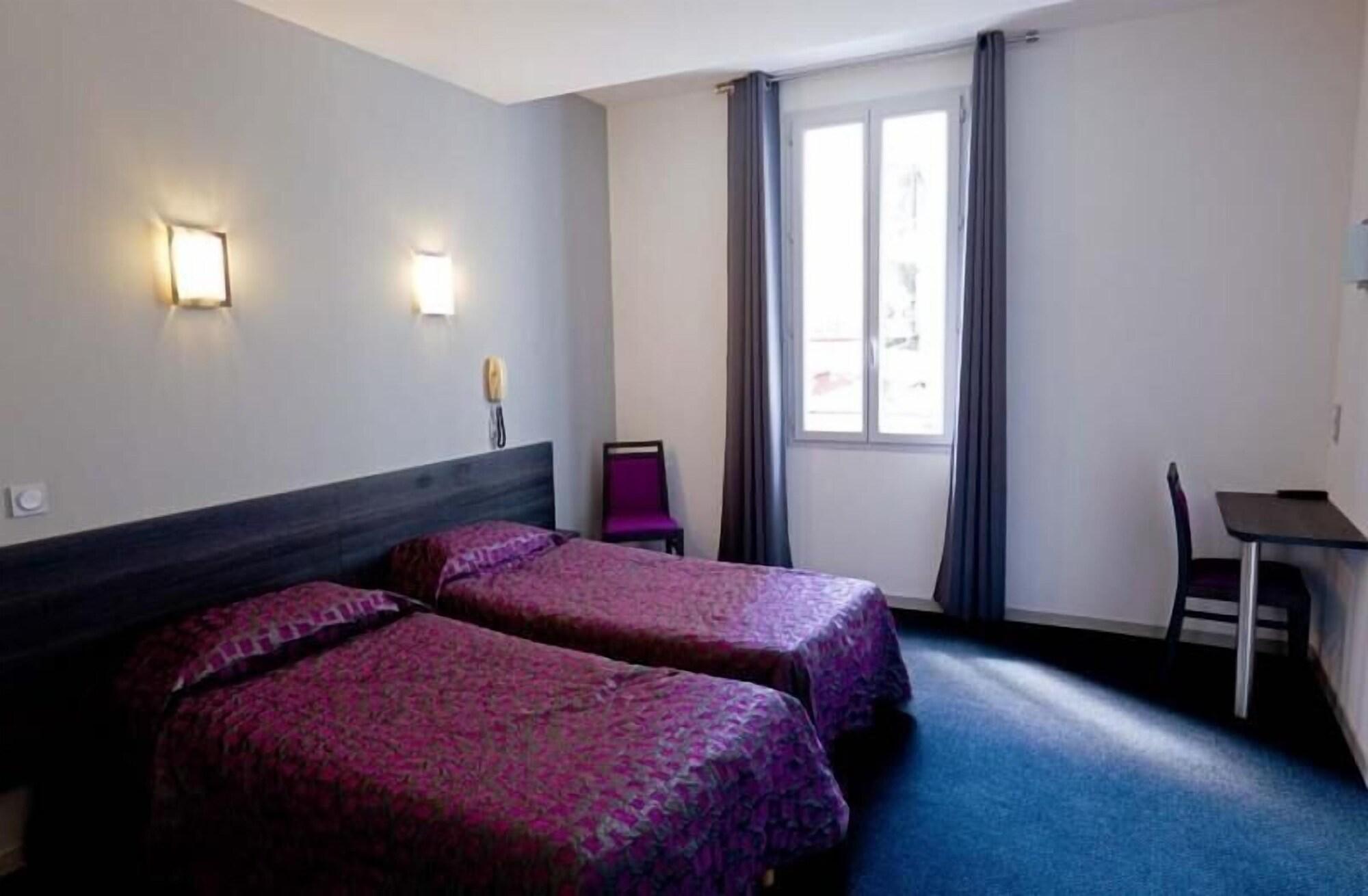 Hotel Saint Etienne Lourdes Esterno foto