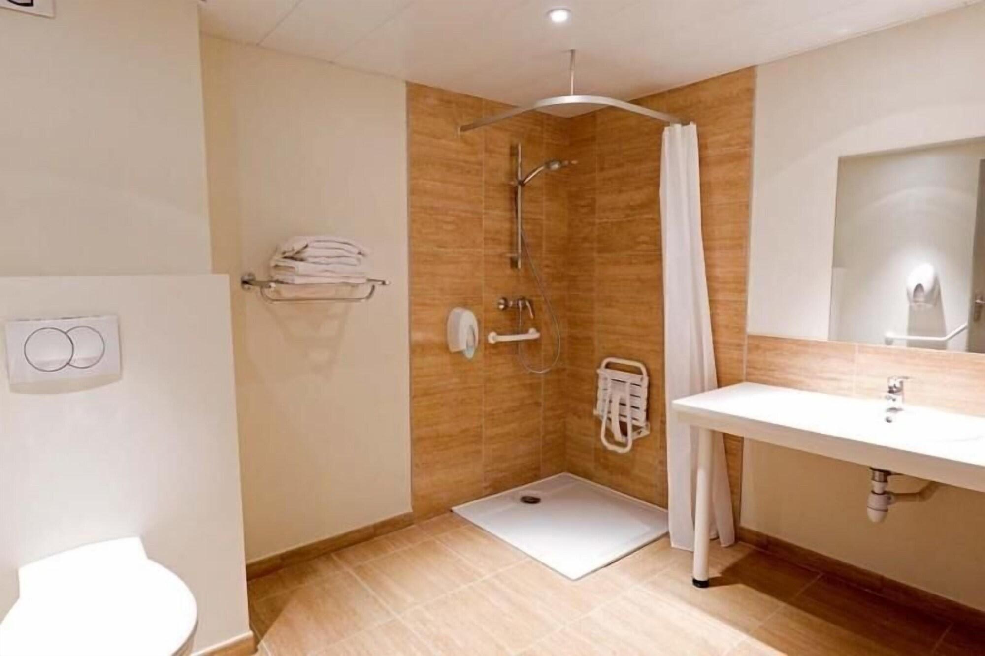 Hotel Saint Etienne Lourdes Camera foto