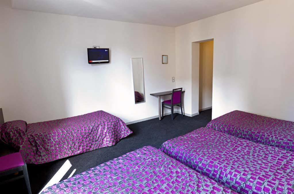 Hotel Saint Etienne Lourdes Esterno foto